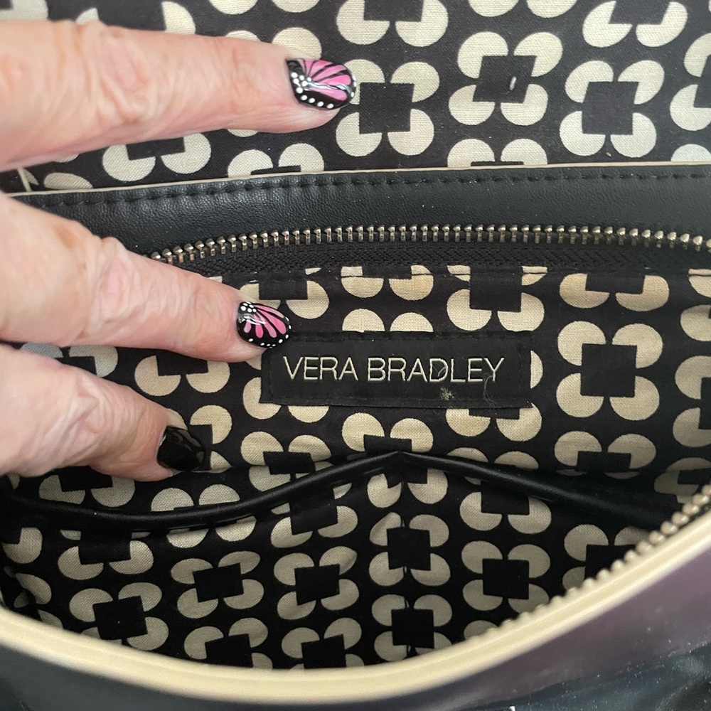 Vera Bradley Crossbody bag with Polished Finish in good shape - Picture 2 of 7